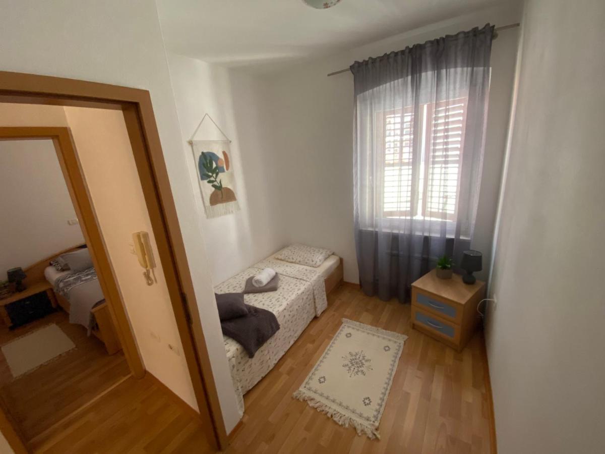 Shadi Apartment Koper Eksteriør bilde