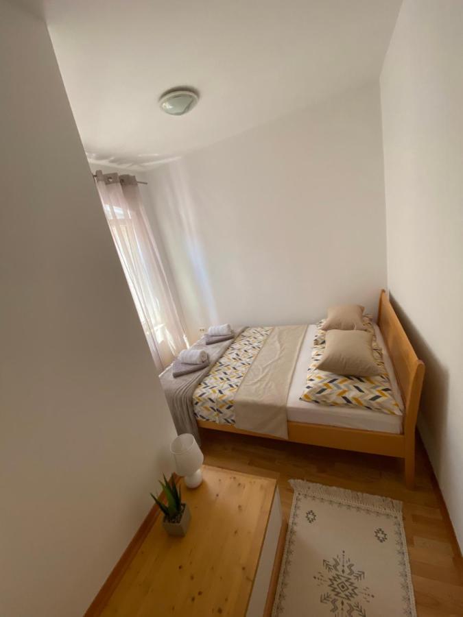 Shadi Apartment Koper Eksteriør bilde