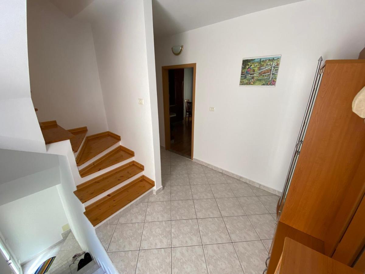 Shadi Apartment Koper Eksteriør bilde